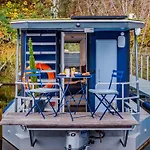 Houseboat Neptun With Paddle Boat - Stay On The River