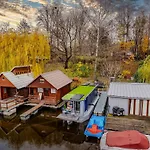 Houseboat Neptun With Paddle Boat - Stay On The River